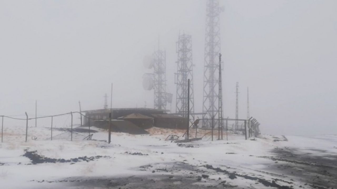 Erzincan'ın yüksek kesimleri kardan beyaza büründü
