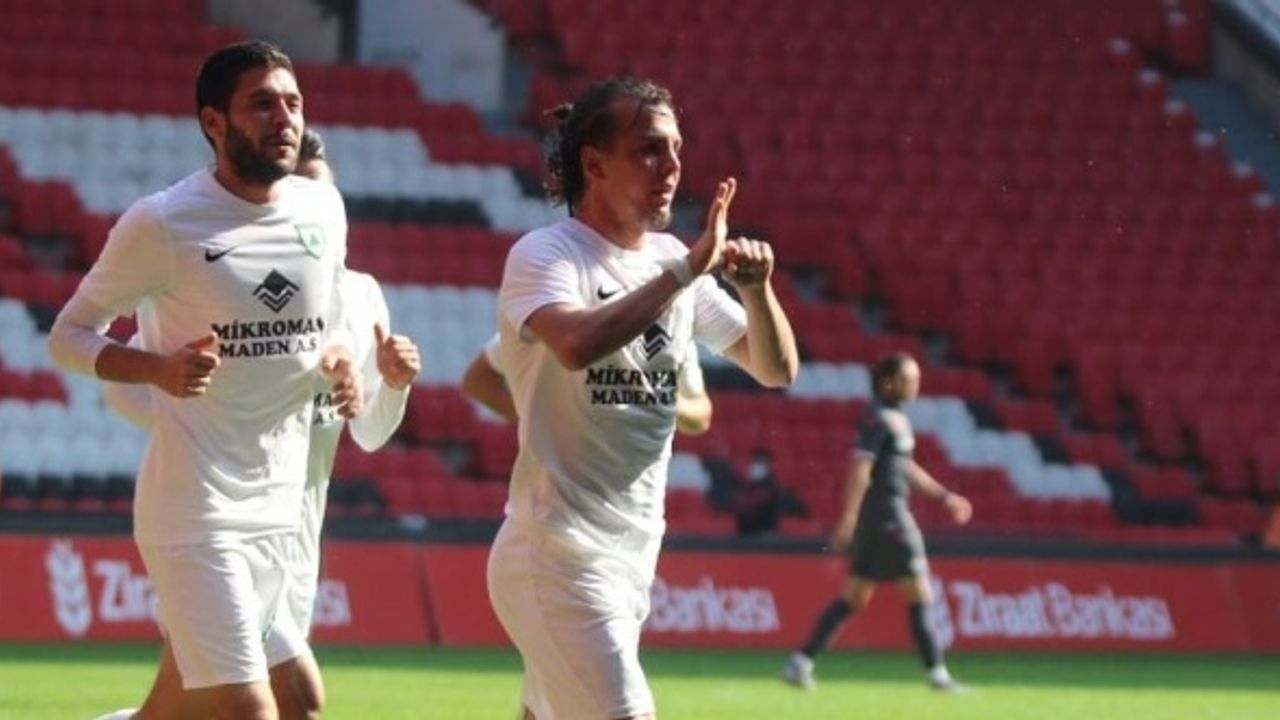 İzmir depremindeki kurtarılma anı Muğlaspor'un gol sevincine yansıdı