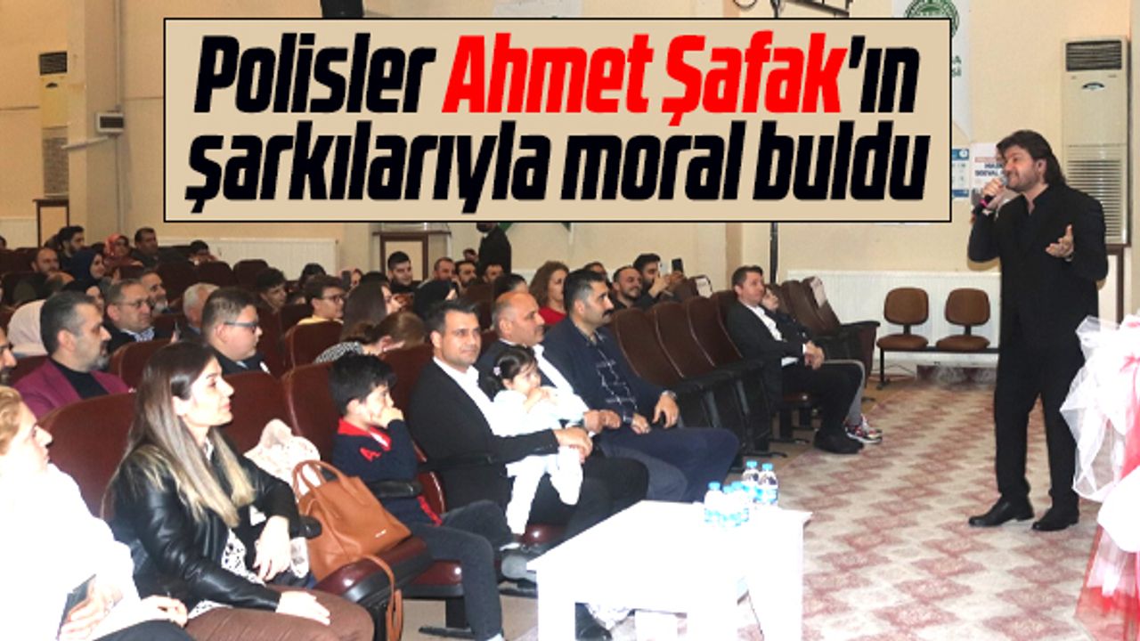 Samsun'un Çarşamba ilçesinde polisler Ahmet Şafak ile moral buldu