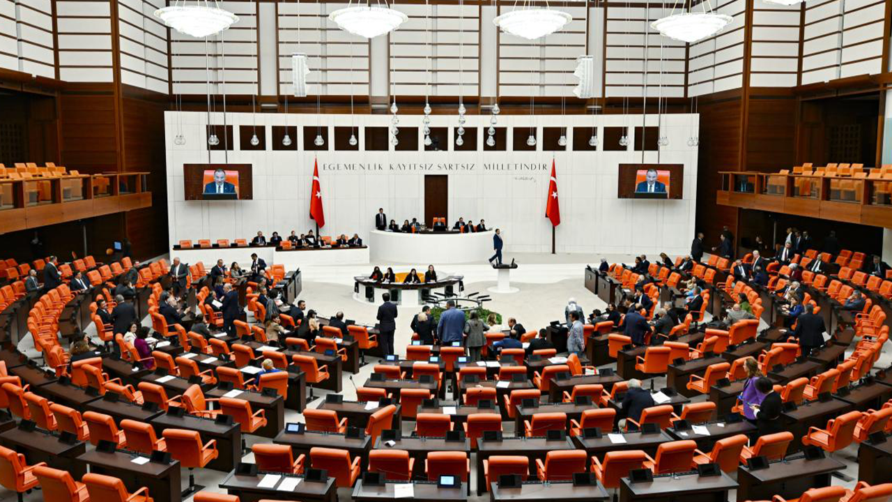 Çerçeve yasa Meclis’te kabul edildi mi? Maddeleri neler?
