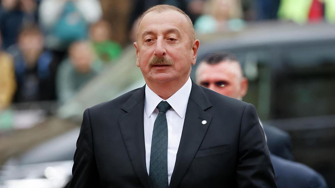 Azerbaycan 31 Türk'ü istenmeyen kişi ilan etti! Listede Fatih Erbakan bile var
