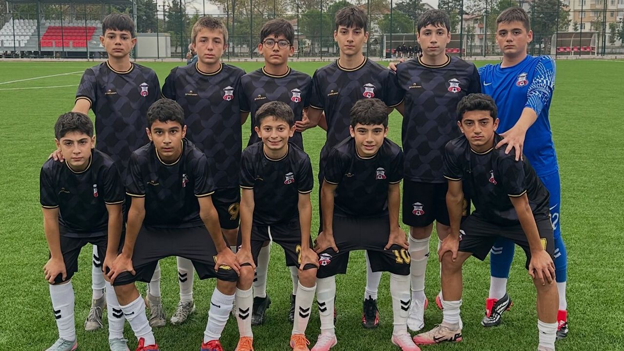 Bafra 23 Nisan FK durdurulamıyor! 4 maçta 39 gol