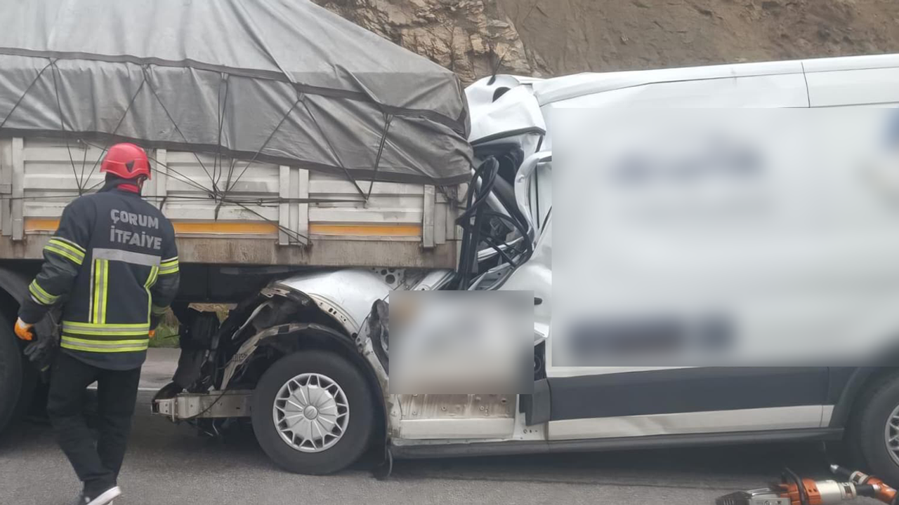 Çorum-Samsun yolunda ölümlü kaza! Hasan Basri Teke hayatını kaybetti