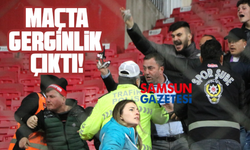 Yılport Samsunspor Eyüpspor maçında tribünde gerginlik çıktı