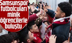 Samsunspor futbolcuları minik öğrencilerle buluştu 