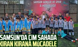 Samsun'da çim sahada kıran kırana mücadele  
