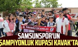 Samsunspor'un şampiyonluk kupası Kavak’ta! Taraftardan yoğun ilgi