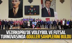 Vezirköprü’de Voleybol ve Futsal Turnuvasında ödüller sahiplerini buldu 