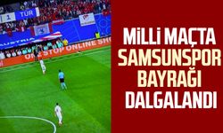 Türkiye - Avusturya maçında Samsunspor bayrağı dalgalandı