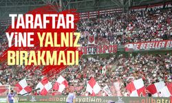 Samsunspor taraftarı takımını yalnız bırakmıyor