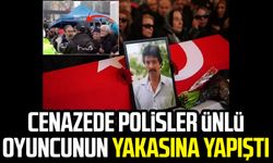 Ferdi Tayfur'un cenazesinde polisler Mustafa Üstündağ'ın yakasına yapıştı