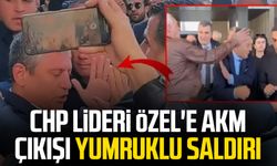 CHP lideri Özgür Özel'e AKM çıkışı yumruklu saldırı!