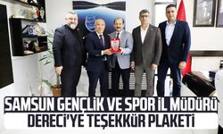 Samsun Gençlik ve Spor İl Müdürü Feyzullah Dereci'ye teşekkür plaketi
