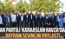 AK Partili Çiğdem Karaaslan Havza'da bayram sevincini paylaştı