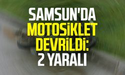 Samsun'da motosiklet devrildi: 2 yaralı