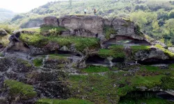 Tekkeköy Mağaralarından Sanayi Şehrine Yolculuk