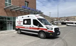 Boşanma aşamasındaki eşine bıçakla saldırdı!