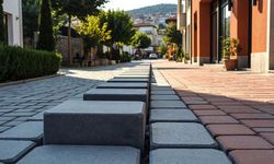 PARKE TAŞI İLE YAYA VE TAŞIT YOLU YAPTIRILACAKTIR