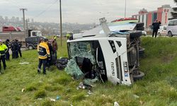 Samsun'da öğrencileri taşıyan midibüs devrildi! Çok sayıda yaralı var