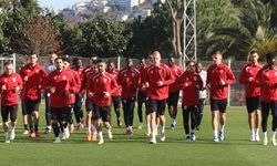 Samsunspor'a kadrodan iyi haber! İki futbolcu kaldı