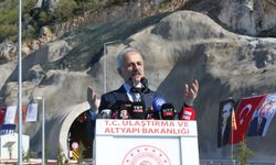 Bakan Abdulkadir Uraloğlu duyurdu: Samsun Limanı hızlı trenle Akdeniz’e bağlanacak