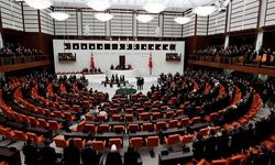 TBMM’de yeni dönem: Yoklama zorlaşıyor, maaş kesilecek