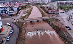 Kızılırmak kızıla büründü! Doğa olayı hayran bıraktı