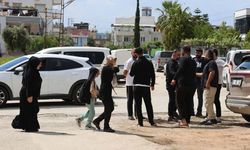 Adana'da büyük panik! Silah seslerini duyan okula koştu