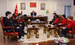 Başkan İhsan Kurnaz, Diyarbakırlı öğrencileri ağırladı