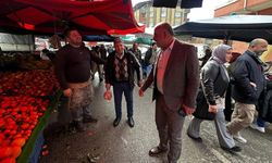 Başkan İbrahim Sandıkçı pazarda esnaf ve vatandaşla buluştu
