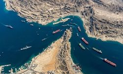 Hürmüz'de kriz büyüyor! Gemi vuruldu iddiası