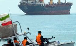 İran, Hürmüz Boğazı'nı yeniden kapattı