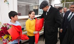 MHP'li İlyas Topsakal Ladik'te öğrencilerle buluştu!