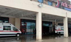 Okul bahçesine yıldırım düştü! 2 çocuk hayatını kaybetti