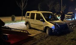 Samsun’da hafif ticari araç devrildi: 4 yaralı