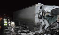 Samsun’da iki tır çarpıştı! Yaralılar var