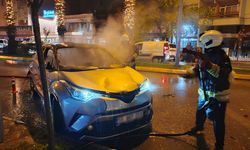 Samsun'da tartıştığı babasının aracını ateşe verdi!