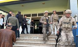 Şanlıurfa'da liseye silahlı baskın! Saldırgan canına kıydı