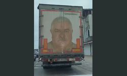 Samsun'da tırın arkasına kendi fotoğrafını koydu!