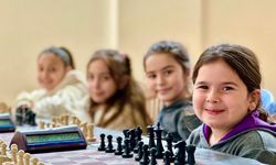 Zekâ ve strateji buluştu: Çarşamba’da 180 öğrenci yarıştı