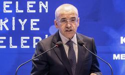Bakan Şimşek'ten akaryakıt fiyatları açıklaması! "Yansıtmadık"