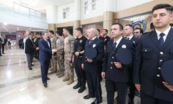 Samsun Valisi Orhan Tavlı’dan emniyet personeline bayram ziyareti