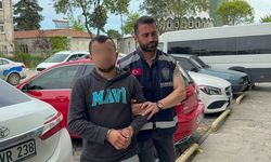 Samsun’da araya giren bacanağını kırık tabakla yaraladı!