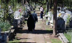 Samsun’da arife günü mezarlıklarda yoğunluk