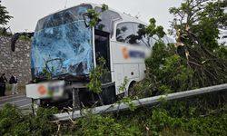 Samsun’da yolcu otobüsü refüje çıktı!