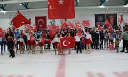 Samsun’da nefes kesen buz gösterisi