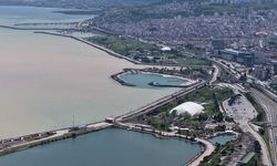 Samsun'da şaşırtan görüntü! Karadeniz'in rengi değişti
