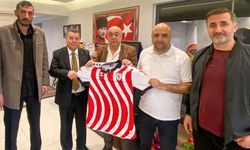 Samsunspor’dan Turan Özön’e ziyaret: Projeler konuşuldu