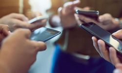 Telefonlara gelen mesaj endişe yarattı: Savaşa mı giriyoruz?