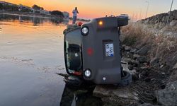 Samsun'da korku dolu anlar! Elektrikli araç kayalıklara devrildi